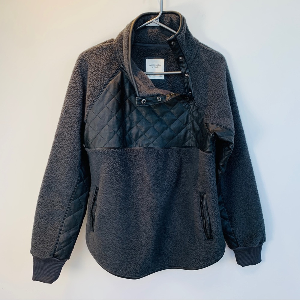 Abercrombie and Fitch Women's Thick Polar Asymmetrical Neckline Sweater - Size S